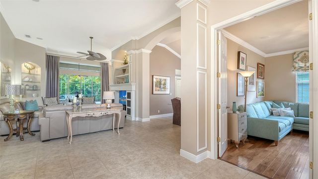7928 SUNTREE GLEN, Bradenton, FL 34202