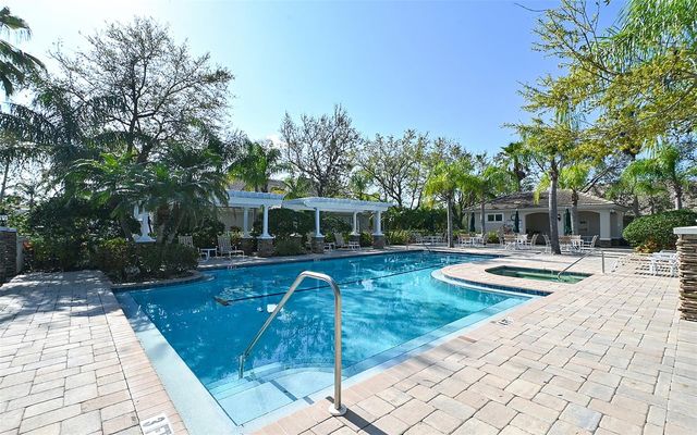 7928 SUNTREE GLEN, Bradenton, FL 34202