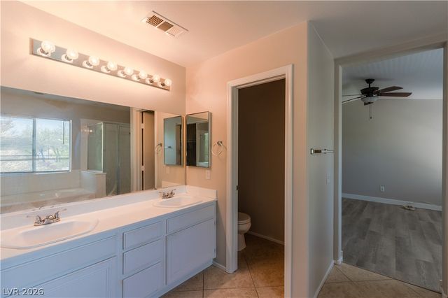 10517 Jeremy Ridge Avenue, Las Vegas, NV 89144