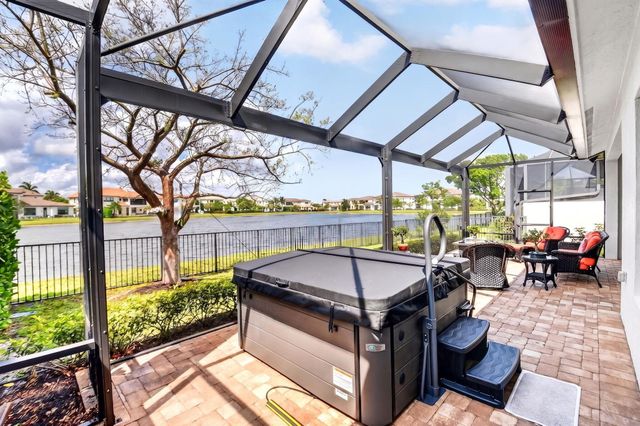 8524 Grand Prix Lane, Boynton Beach, FL 33472