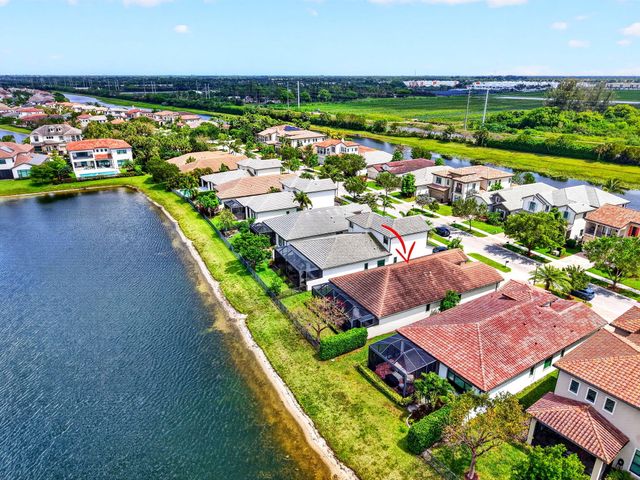 8524 Grand Prix Lane, Boynton Beach, FL 33472