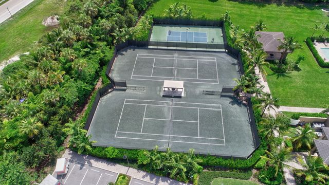 8524 Grand Prix Lane, Boynton Beach, FL 33472