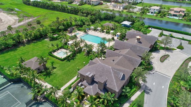 8524 Grand Prix Lane, Boynton Beach, FL 33472