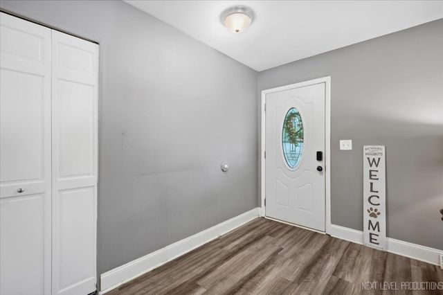 1612 Forrest Boulevard, St. Charles, IL 60174