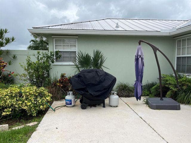 1624 SW Waterfall Boulevard, Palm City, FL 34990