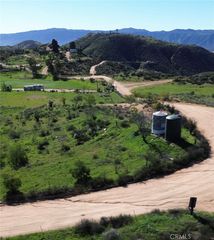 17655 SNAKE Road, Lake Elsinore, CA 92532