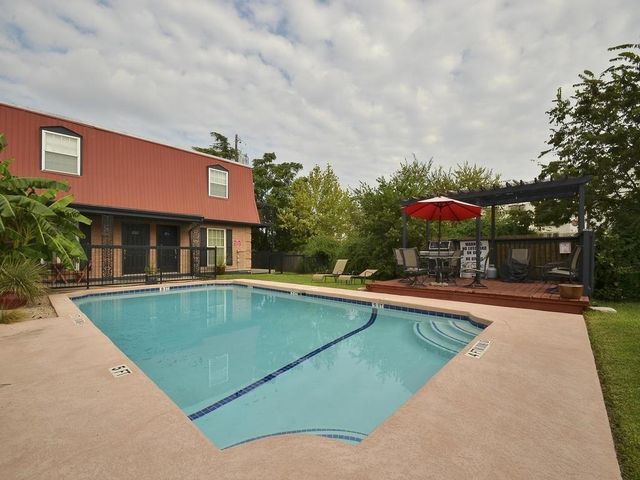 900 S Lamar BLVD 312, Austin, TX 78704