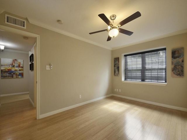 900 S Lamar BLVD 312, Austin, TX 78704