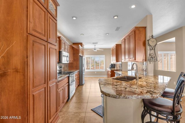 19411 N HIDDEN CANYON Drive, Surprise, AZ 85374