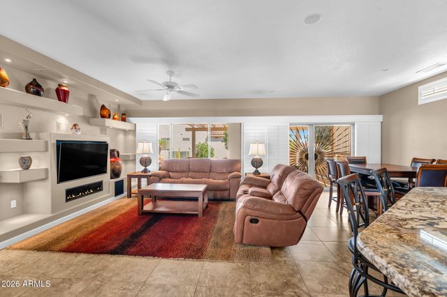 19411 N HIDDEN CANYON Drive, Surprise, AZ 85374