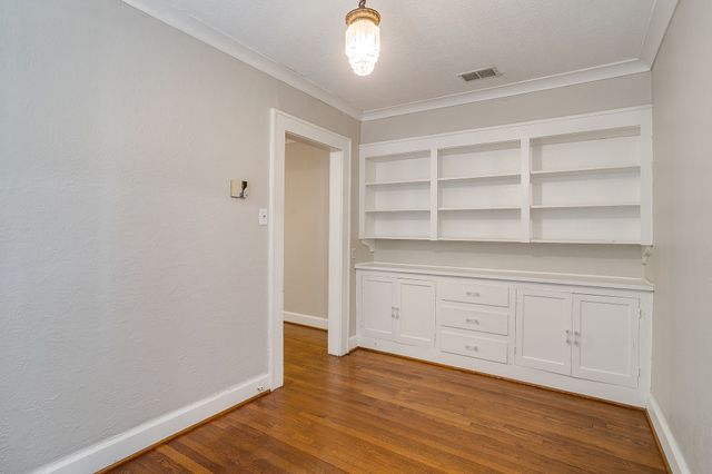3216 Cockrell Avenue, Fort Worth, TX 76109