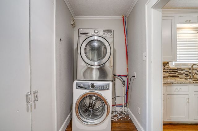 3216 Cockrell Avenue, Fort Worth, TX 76109