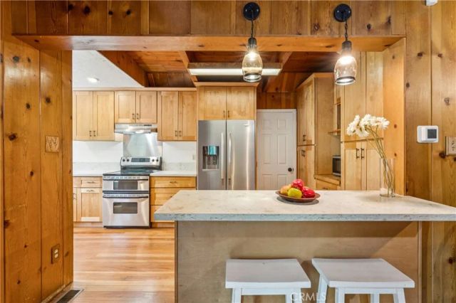 189 St Hwy 173, Lake Arrowhead, CA 92352