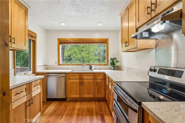 189 St Hwy 173, Lake Arrowhead, CA 92352