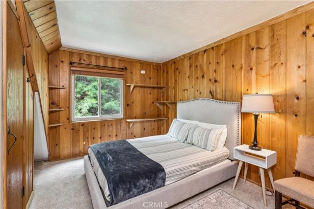 189 St Hwy 173, Lake Arrowhead, CA 92352