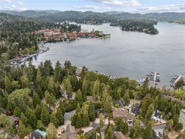 189 St Hwy 173, Lake Arrowhead, CA 92352