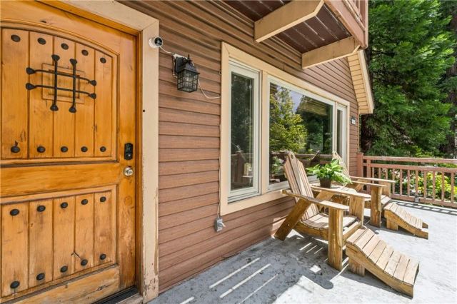 189 St Hwy 173, Lake Arrowhead, CA 92352