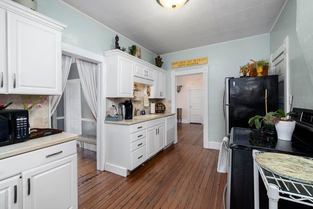 109 N 8th Street, Ozark, MO 65721