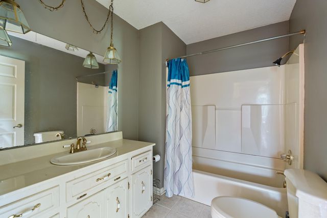 21 Center Street, Ward, AR 72176