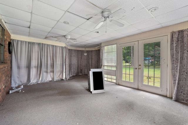 21 Center Street, Ward, AR 72176