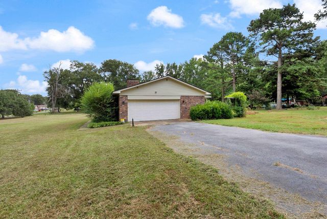 21 Center Street, Ward, AR 72176