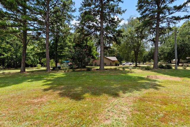 21 Center Street, Ward, AR 72176