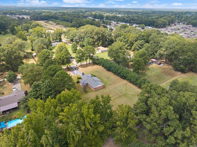 21 Center Street, Ward, AR 72176