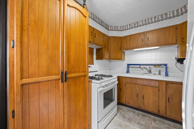 1002 Carroll Avenue, Ames, IA 50010