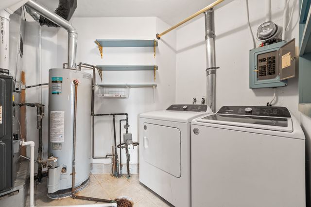 1002 Carroll Avenue, Ames, IA 50010