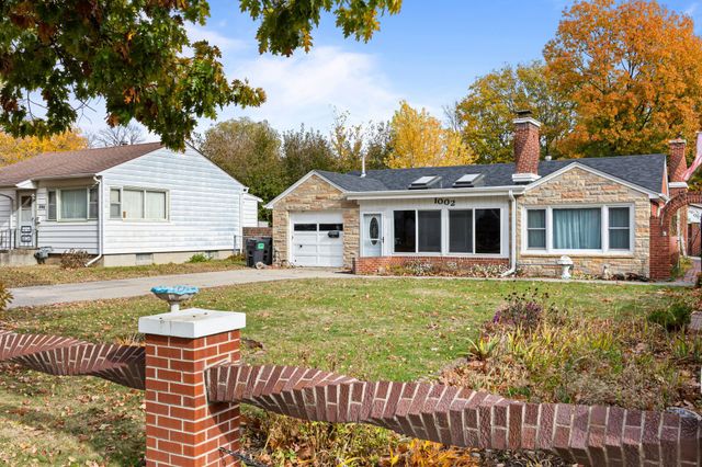 1002 Carroll Avenue, Ames, IA 50010