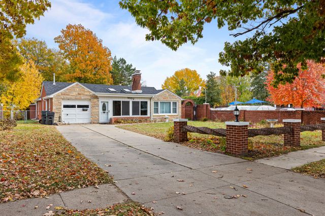 1002 Carroll Avenue, Ames, IA 50010