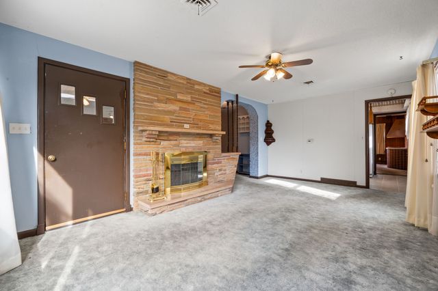 1002 Carroll Avenue, Ames, IA 50010