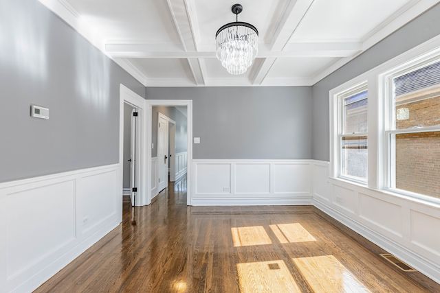 2107 EAST Avenue, Berwyn, IL 60402