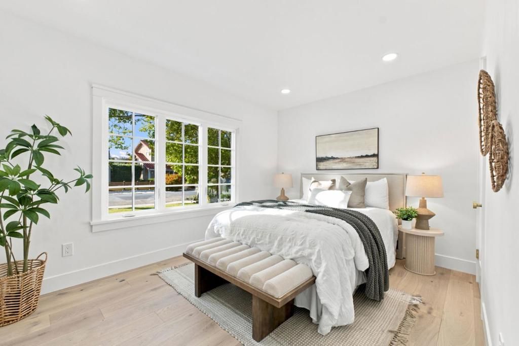 Image 13 of property listing at 1596 Mckendrie Street, San Jose, CA 95126