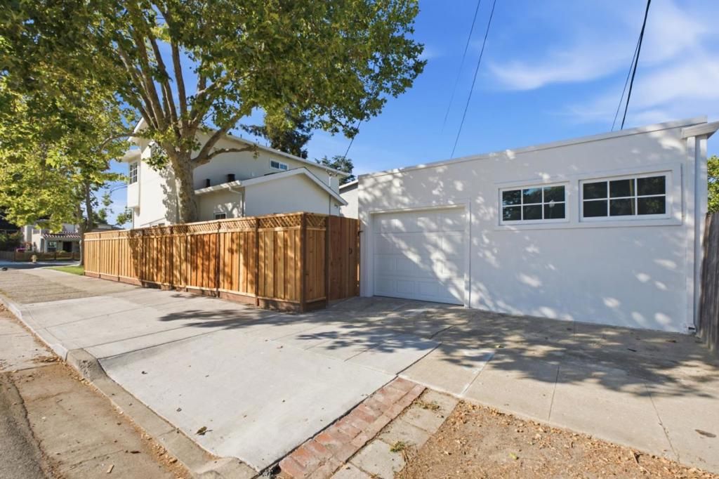 Image 28 of property listing at 1596 Mckendrie Street, San Jose, CA 95126