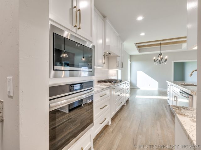 17826 S 48th East Avenue, Bixby, OK 74008