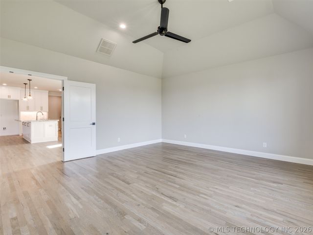 17826 S 48th East Avenue, Bixby, OK 74008