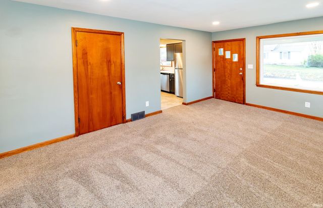 2119 E Virginia Street, Evansville, IN 47711