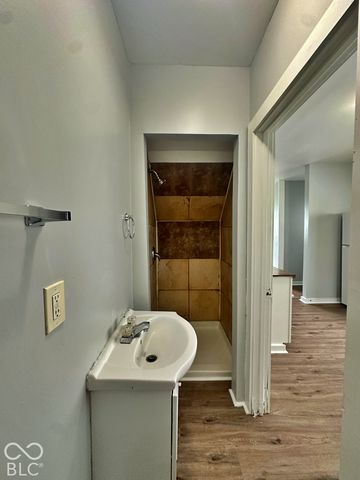 2009 Westview Drive, Indianapolis, IN 46221