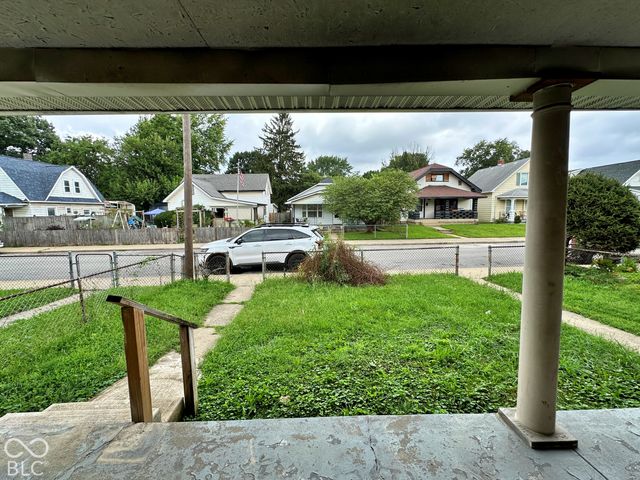 2009 Westview Drive, Indianapolis, IN 46221