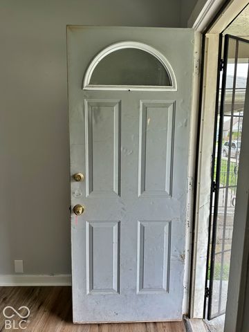 2009 Westview Drive, Indianapolis, IN 46221