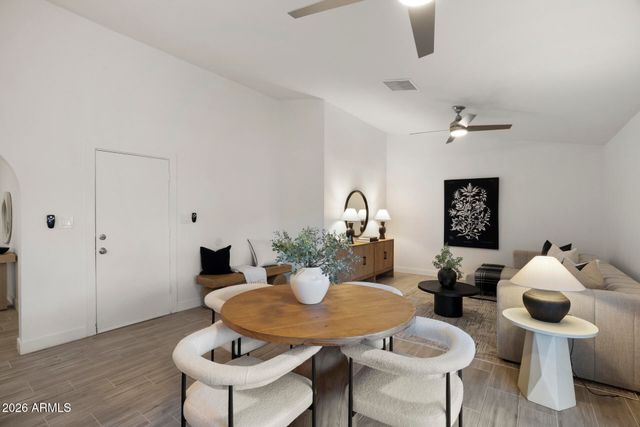 928 E HOPE Street, Mesa, AZ 85203