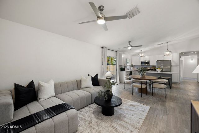 928 E HOPE Street, Mesa, AZ 85203