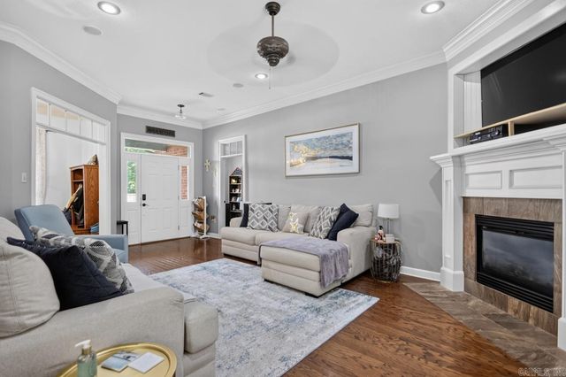 1135 MONTANA, Conway, AR 72034