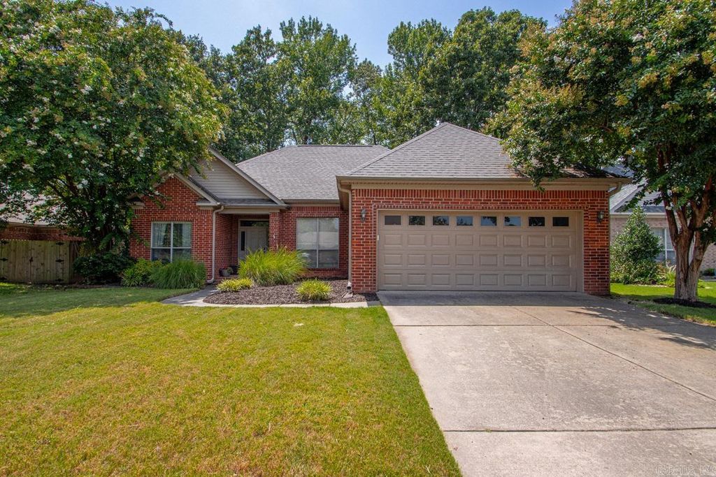 1135 MONTANA, Conway, AR 72034