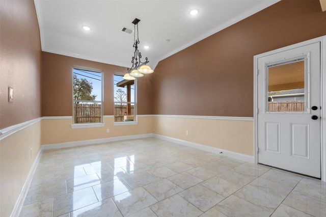 225 Kalmer St Street, Pasadena, TX 77502