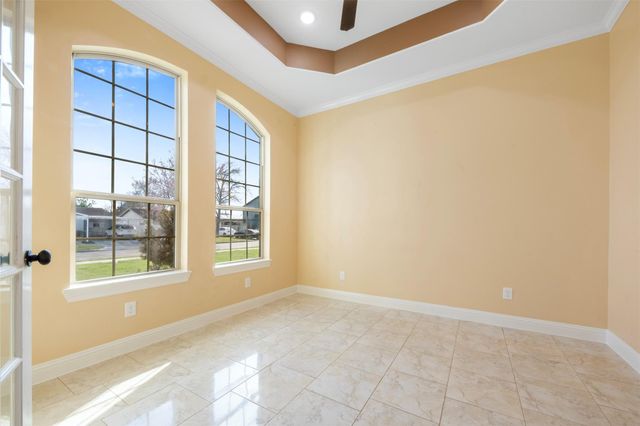 225 Kalmer St Street, Pasadena, TX 77502