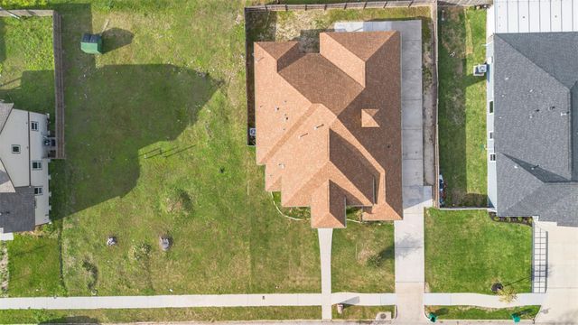 225 Kalmer St Street, Pasadena, TX 77502