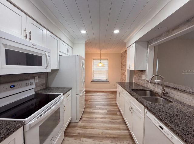 228 BOB WHITE COURT 2280, Daytona Beach, FL 32119