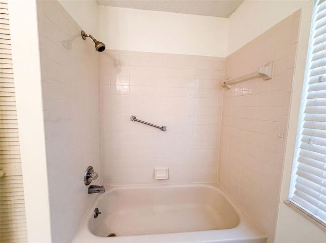 228 BOB WHITE COURT 2280, Daytona Beach, FL 32119
